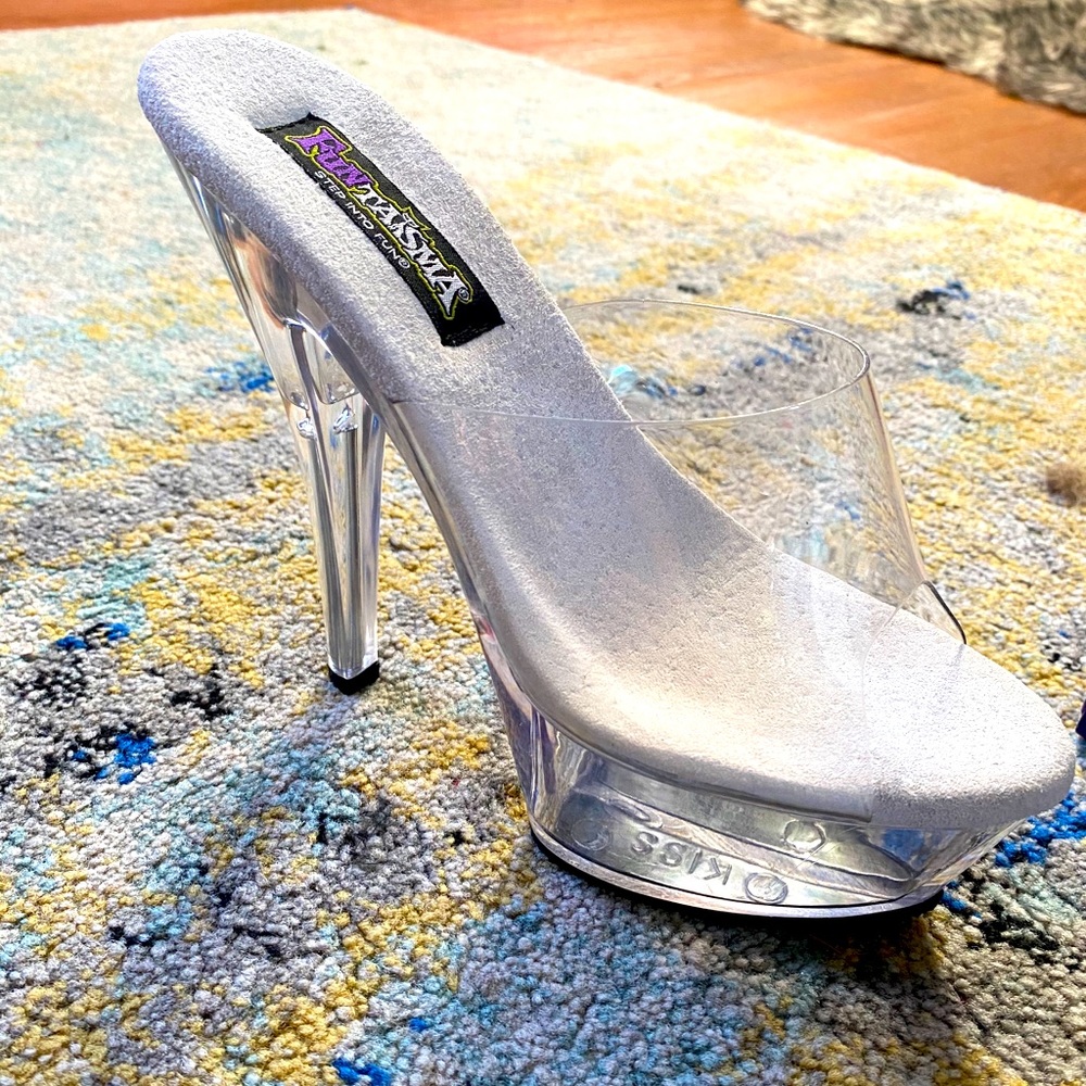 Funtasma clear pumps size 8 NEW
